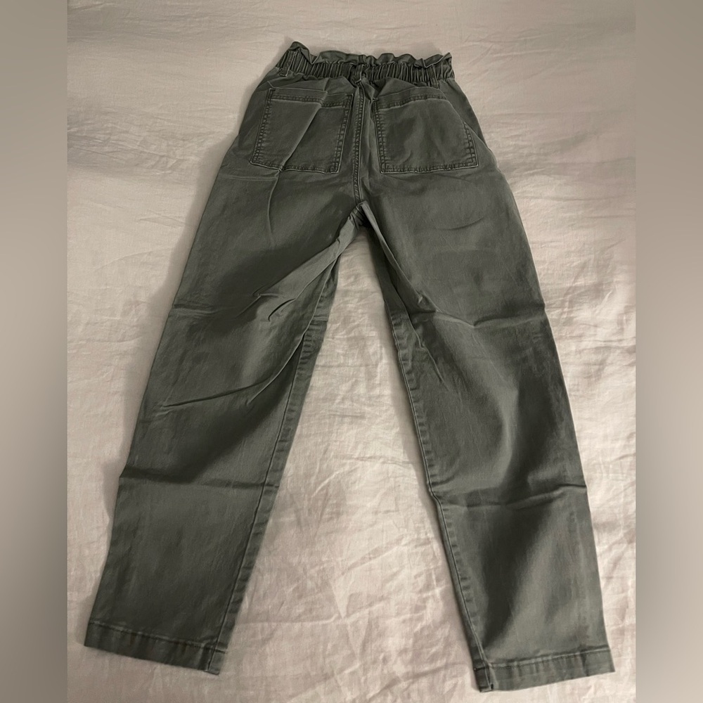 Universal Thread High Waisted Ruffle Pant - Picture 2 of 6